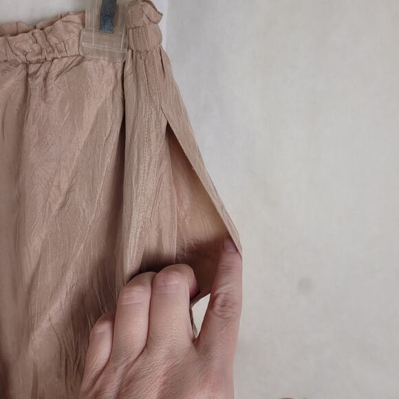 Via Seta beige silk pull on pants Size 12 pockets lined loungewear quiet luxury - Picture 7 of 9